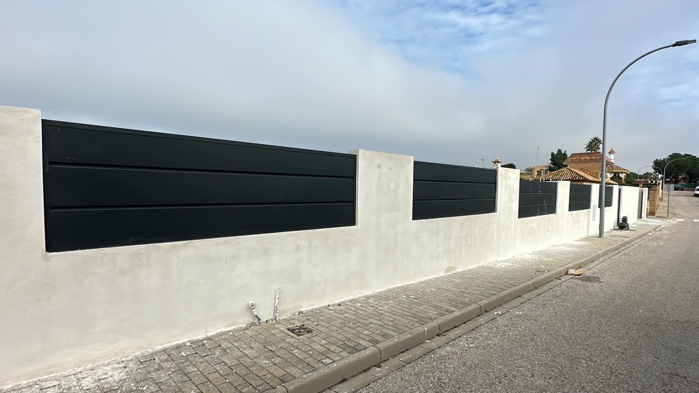 Proyecto de cerrajería terminado por Cerrajería Chía en Sevilla